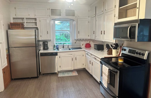 Biddeford Pool Condo | Biddeford Pool Condo steps from beach, 1 BR/1 Bath