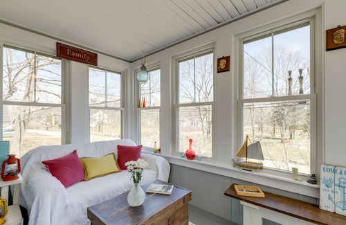 Biddeford Pool House | Biddeford Vacation Home Rental < 1 Mi to Beach!