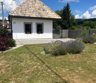 Devicie House | Biely domček