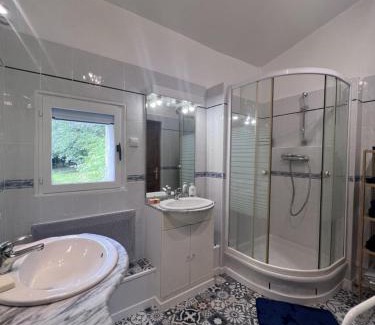 Emance House | Bienvenue Chez Vous