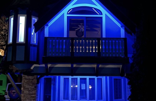 Blowing Rock House | Biergarten Luxe - Center of Downtown Blowing Rock - NEWLY LISTED