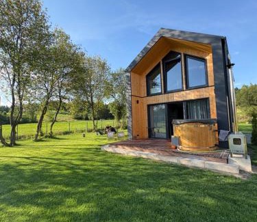 Uherce Mineralne House | Bieszczadzki Relaks - domki z prywatną strefą SPA