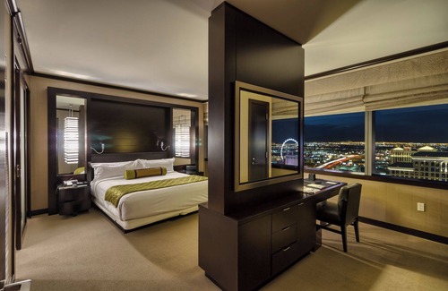 Las Vegas Strip Apartment | Big 2 BR Vdara Corner Penthouse! Stunner Bellagio Fountain View! Sleeps 6! 42 Fl