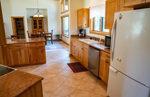 Bayfield House | Big Beautiful Vallecito Lakeview Home