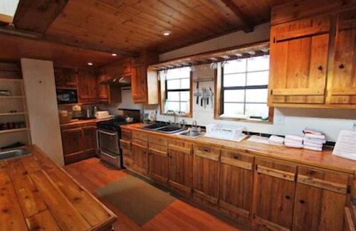Terlingua Cabin | Big Bend Lodging at Ten Bits Ranch | Room #5 (Delmonico’s Steakhouse)