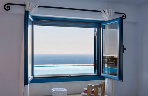 Kea House | Big Blue - Absolute sea views and pool