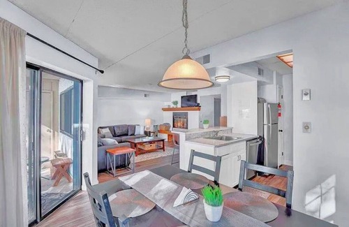 Lake Harmony Condo | Big Boulder Relaxation