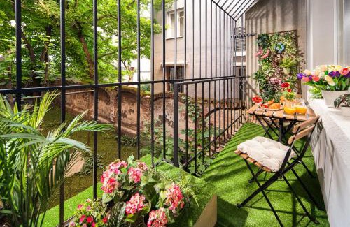 Sofia City Center Apartment | BIG groups welcome!