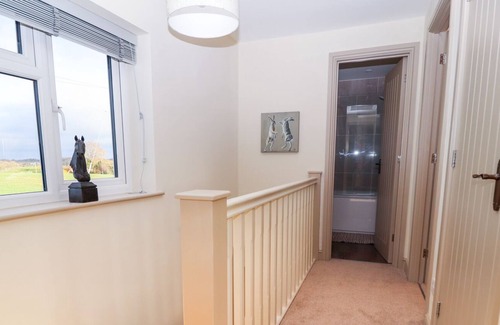 Ellesmere Cottage | BIG HILL COTTAGE, character holiday cottage in Ellesmere