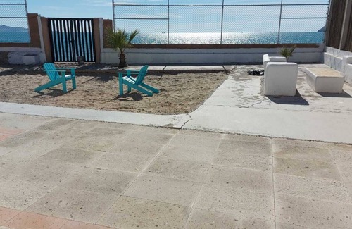 Bahia Kino Cottage | Big house in Bahia de Kino in front of the ocean