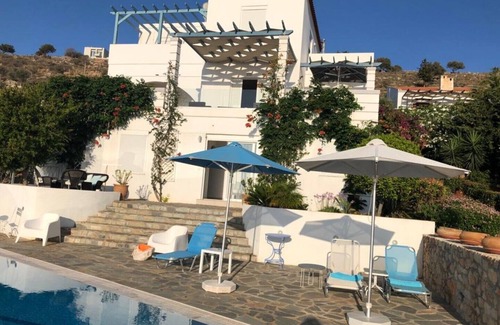 Kokkinon Khorion Villa | Big infinity private pool (10mtx4mt)★Sea view★Big sea view terrace 100m2★