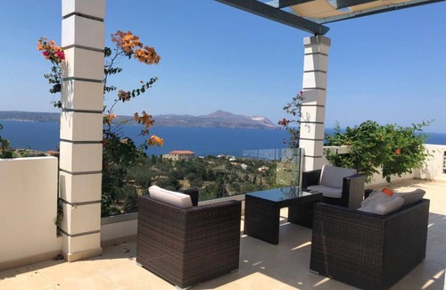 Kokkinon Khorion Villa | Big infinity private pool (10mtx4mt)★Sea view★Big sea view terrace 100m2★