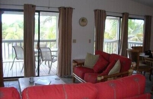Doctor's Arm House | Big Pine Escape Fishing Paradise, Ocean-Access Canal Quiet Doctors Arm