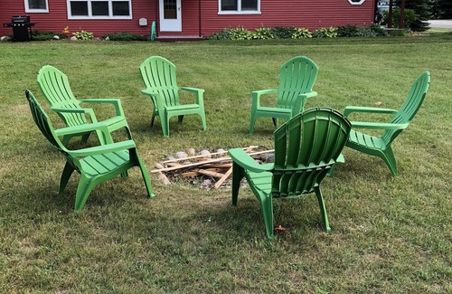 Grand Marais House | Big Red a newly renovated 4 bedroom historic home in the heart of Grand Marais!