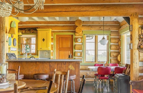 Big Sky Cabin | Big Sky Vacation Rentals: Chief Joseph Log Home