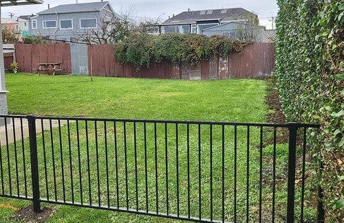 Oamaru House | Big space in a great location