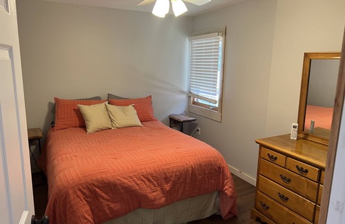 Baldwin House | Big Star Lake Beach TIme! Newly remodeled cottage for lake front summer fun!