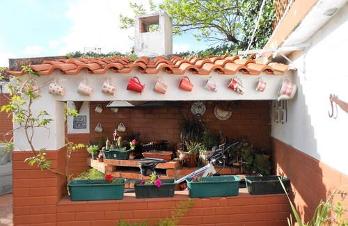 Albergaria-a-Velha Bed & Breakfast | Big Sunny Triple Bedroom with private wc