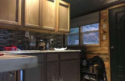 Cotopaxi House | Big Tiny Home w/Huge Deck w/amazing views of the Sangre Mountains (Off-Grid)