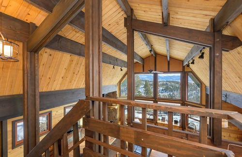 Winter Park Highlands House | BIG Views 4 Bed Home, Pet Friendly + Hot Tub!