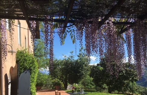 Villabuona House | Big Villa with Spectacular Views, 15 mins from Lucca