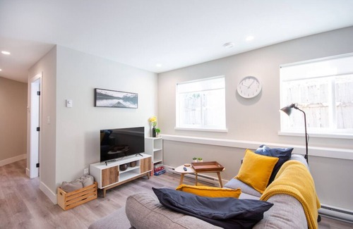 Courtenay House | Bigfoot's Rest near downtown Courtenay