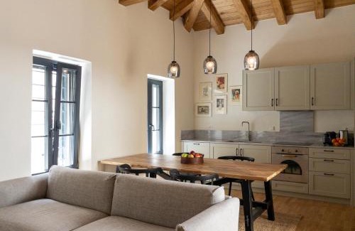 Kerameikos House | Bigtrel Athens