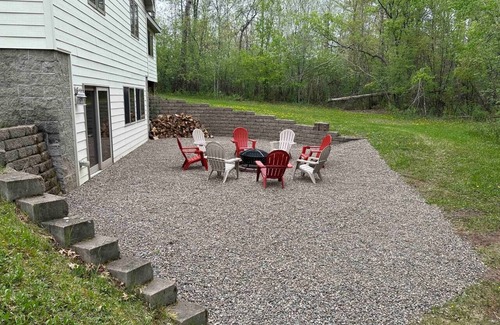 Crosby House | Biker's Paradise at Trailhead Lodge
