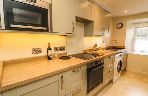 Bainbridge Cottage | BILL'S PLACE, luxury holiday cottage, with open fire in Bainbridge