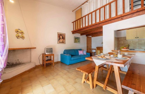 Pittulongu Apartment | BILO CARAIBI 2: lovely vacation home in villa just 150 meters from the sea