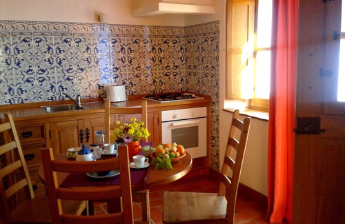Olhao Apartment | biologically restored, idyllic rural and very close to the sea