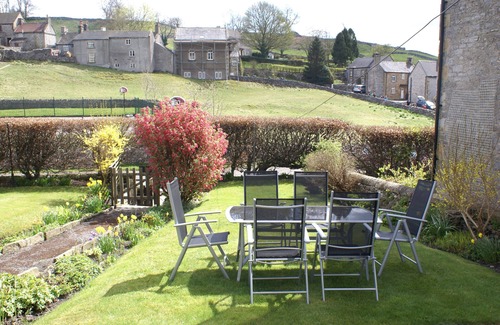 Hartington Cottage | Birch Cottage Holiday Cottage, centrally located In the village of Hartington.