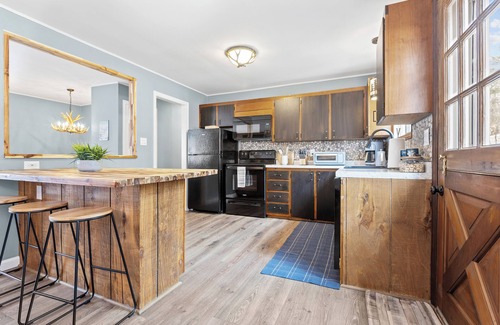 Birch Hill House | Birch Hill Hideaway - Central Location + Fire Pit