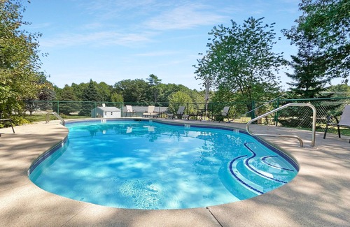 Cape Neddick Condo | Birch Knoll Condo Unit 18