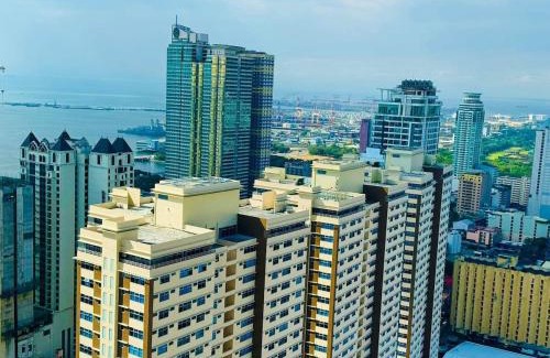 Bacoor City Apartment | Birch Tower A8 Front of Robinson Mla BayFree Pool