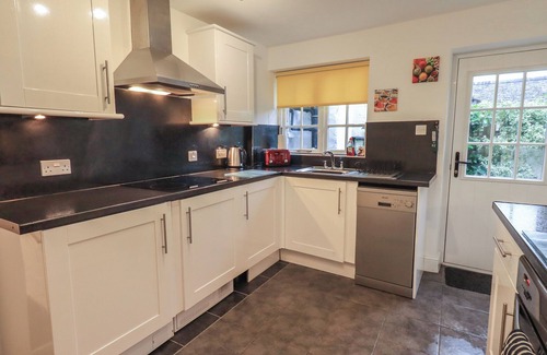 Ambleside Cottage | BIRCHCROFT, pet friendly, character holiday cottage in Ambleside