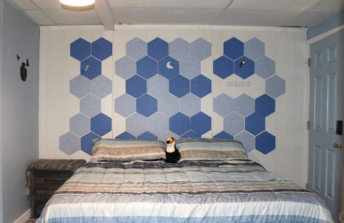 Canton Hotel | Bird's nest with King Bed