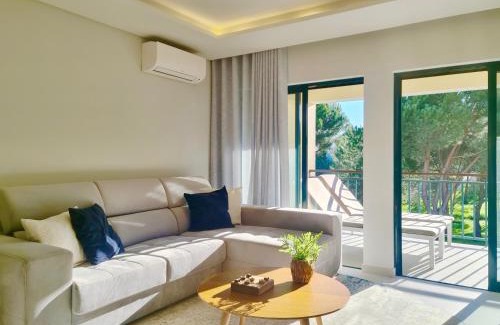 Vilamoura Apartment | Birdie Bliss Apartment - CleverDetails - Sleeps 4 Adults and 1 Child