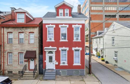 South Side Flats Apartment | Birmingham Bridge Beauty Cozy Stay Near Downtown