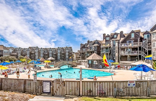 Duck Condo | BIS-Duck Resort - 2BR/2.5BA - Great Pool and Beach!