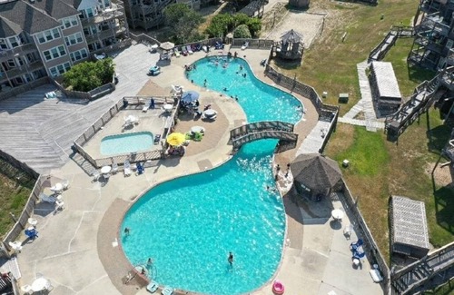 Duck Condo | BIS-Duck Resort - 2BR/2.5BA - Great Pool and Beach!