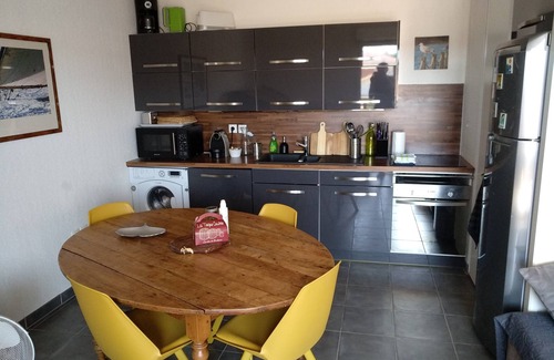 Biscarrosse Plage Apartment | Biscarrosse Beach appt t3 standing on the edge of the ocean