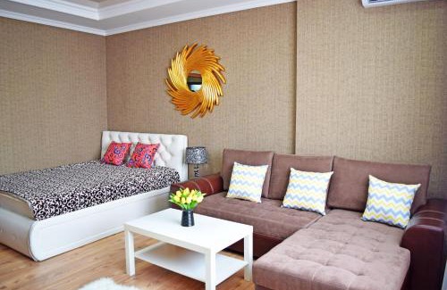 Bishkek Apartment | Bishkek Sunny Apartment in the center