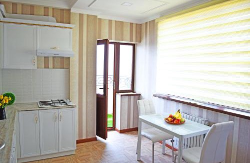 Bishkek Apartment | Bishkek Sunny Apartment in the center