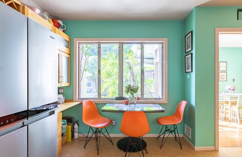 Bixby Knolls House | Bixby Beauty 50s Mod - Pool and Parking