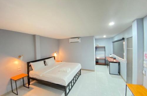 Bung Khong Long Bed & Breakfast | BKL Happy World
