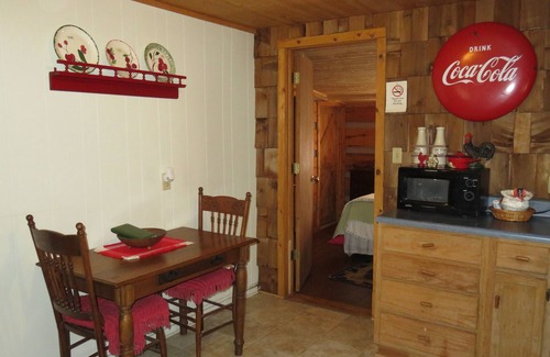Candler Cottage | Black Bear Lodge- Creekside, Mountain Seclusion! Fall is near! Book Now!