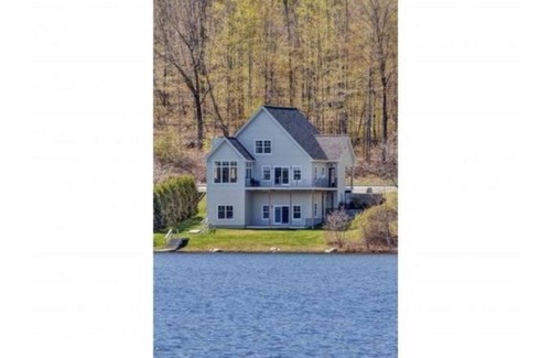 Lebanon House | Black Bear Lodge: Lakefront Home on Mascoma Lake