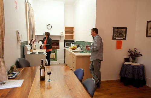 Orroroo Cottage | Black Jack Get-A-Way