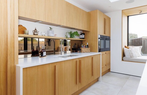Chichester House | Black Pearl - a luxurious new home in Bosham, 20 mins from Goodwood